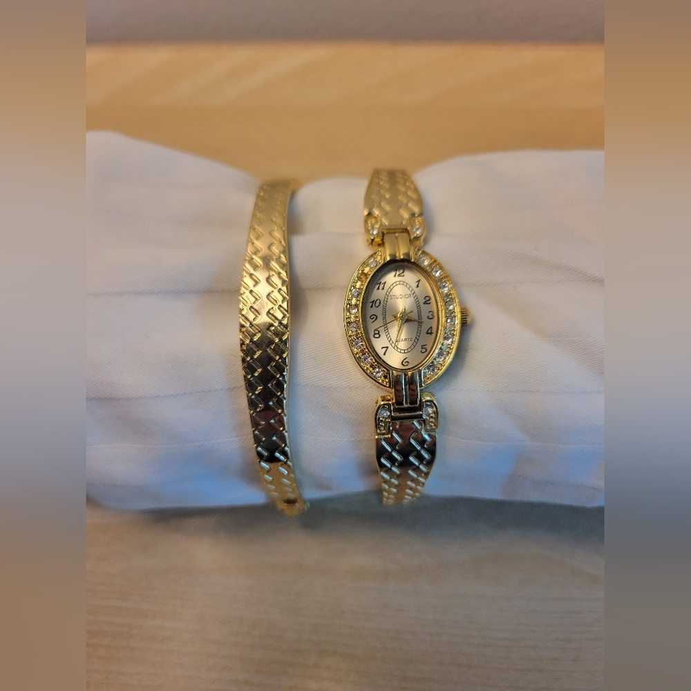 Studio Gold Watch and Matching Bracelet Clasp Closure